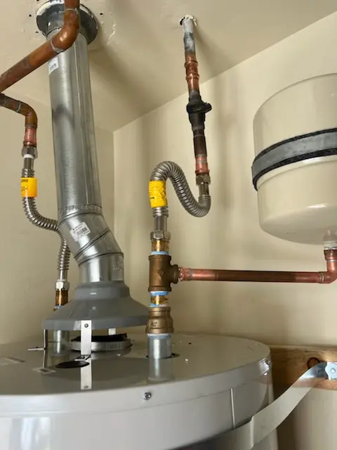 Water heater installation and plumbing repair in Pondside
